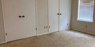 817 Kenwood Gallery 14