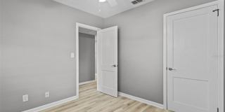 2302 S THIXTON COURT Gallery 26