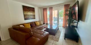 Beatifully updated Beach condo FULLY FURNISHED ANNUAL RENTAL 2/2 Gallery 18