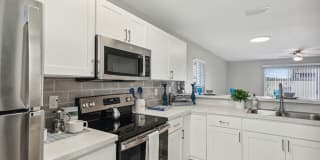 Carmendy Square Townhomes Gallery 21