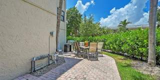 615 Northeast 12th Avenue Gallery 15