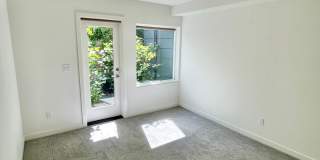 4 Star Green Built 2-Bedroom, 2-Bath + Den Townhome Gallery 16