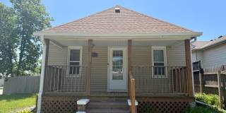 Centrally located 2 bedroom 1 bath house Centrally located 2 bedroom 1 bath house Gallery 1