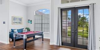 1049 NW 38th Place Gallery 29