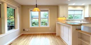 Charming Well-Kept Home Gallery 4
