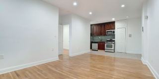 181 E 3rd St Gallery 4