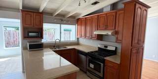 Welcome to 3630 Lupine Ave, a Beautiful Palo Alto Home Gallery 6