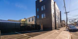 108 Fleming Ave Gallery 18