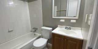 1244 W 27TH Street Gallery 14