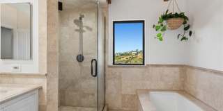 1980 San Remo Gallery 27