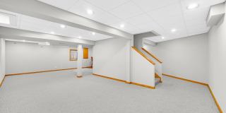 1341 E Thacker Street Gallery 28