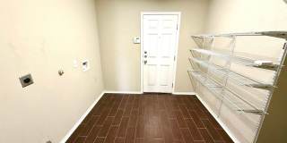 *MOVE IN SPECIAL* Gorgeous Four Bedroom Home with Covered Patio Near Medical Center!! Gallery 14