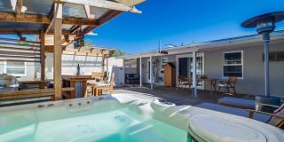***VACATION HOME AVAILABLE FROM MAY 15TH- OCTOBER 31ST*** MONTH TO MONTH Gallery 38