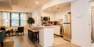 1387 Washington St Gallery 10