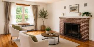 121 Manhasset Avenue Gallery 8