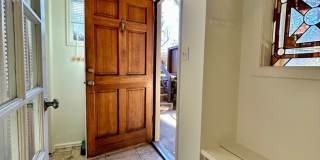 SHORT TERM RENTAL! 3Br/2Ba Condo in the Heart of Boulder Gallery 7
