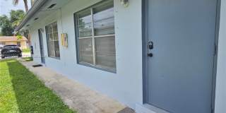 700 NE 46th Ct Gallery 18