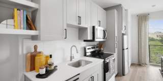 825 W 12th St Gallery 4