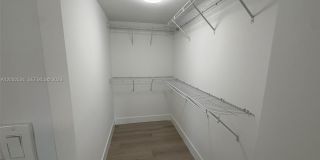 2100 SW 6th St Gallery 18