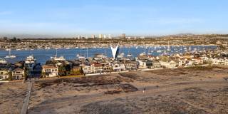 Exquisite Beachfront Luxury on Balboa Peninsula Double Lot Gallery 74