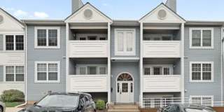 Commuter's dream, modern living Gallery 1