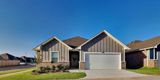 LUXURY 3 bedroom 2 bathroom cottage in 55+ community in Warr Acres, OK (LEASING SPECIAL) Gallery 1