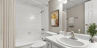 5636 Apartment Homes Gallery 41