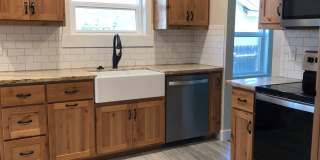 Beautiful Remodeled Home with Huge Bonus Space and Private Fenced Backyard! Gallery 1