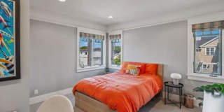 1749 Hill St Gallery 34