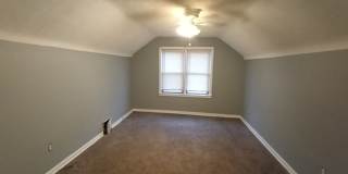 3 bed/1 bath bungalow - Now Available! Gallery 22