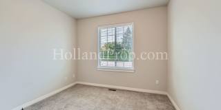 ** NEW PRICE ** Gorgeous 3-Bed Hillsboro Home with a Fenced Yard! Gallery 13