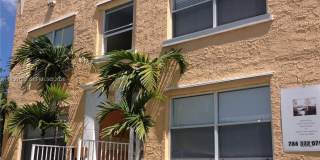 953 SW 10th St Gallery 10