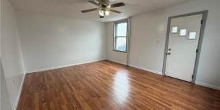 27 W Allen Street Gallery 5