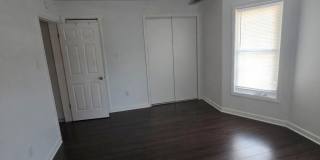 143 W Dorrance Street Gallery 9