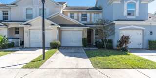 Updated 2 Bedroom Townhome Available Now! Gallery 1