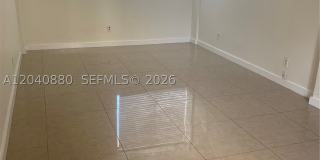 2715 Tigertail Ave Gallery 10