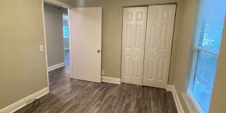 Walk to UF & Downtown! Gallery 14