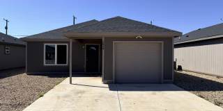 2924 E Cornell Street Gallery 1