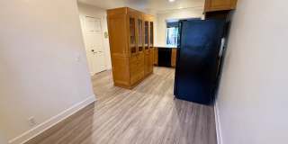 Spacious 2 Bed / 2 Bath Condo in Prime UTC/La Jolla Location! Gallery 8