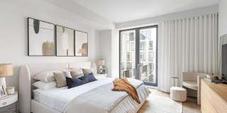 498 W 45th St Apt 323 498 W 45th St Apt 323 Gallery 1
