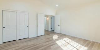 5610 W Gail Drive Gallery 26