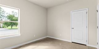 414 W Avenue C Gallery 16