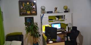 Gorgeous Corner Lot w/ Solar Panels Gallery 4