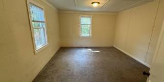 604 Bragg Street Gallery 1