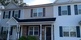 2 Bedroom 2.5 Bathroom Townhome located in the The Gables! Gallery 1