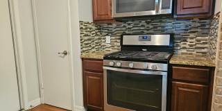 Lovely 3/2 in a great location! Gallery 13