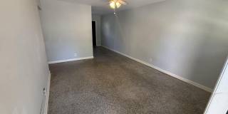 812 10th Street Gallery 7