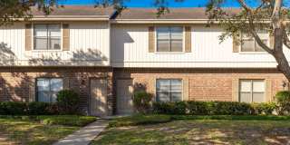 Ridgeway Townhomes on Burnham Drive Gallery 48