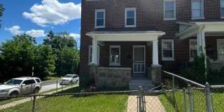 787 LINNARD Street Gallery 1