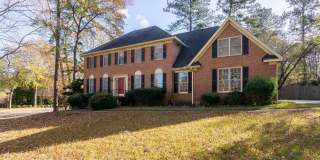 4135 Knollcrest Circle N Gallery 1